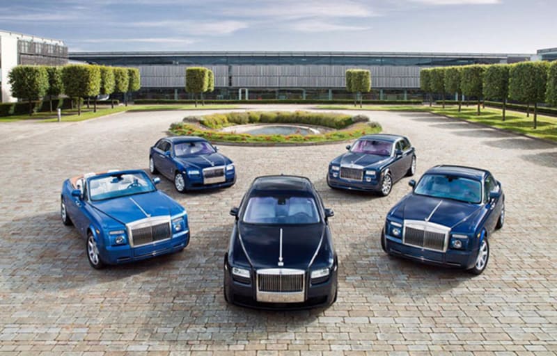 Bảng Giá Xe Rolls Royce: Sedan, Coupe, SUV, Mui Trần (4/2024)