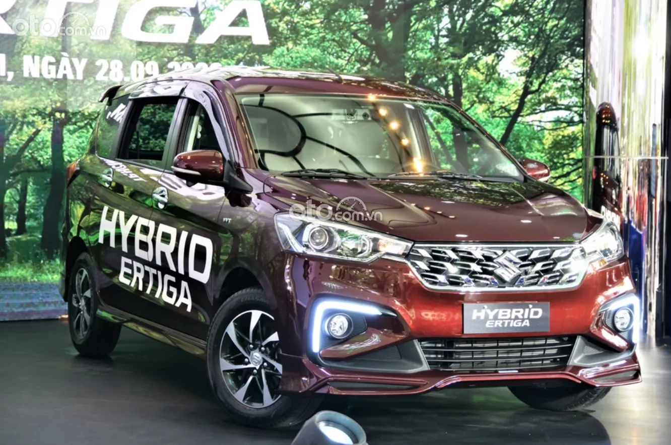 Giá xe Suzuki Ertiga Hybrid kèm ưu đãi mới nhất tháng 6/2024